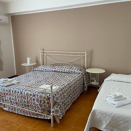 Dragonfly Rooms New Trapani Exterior photo